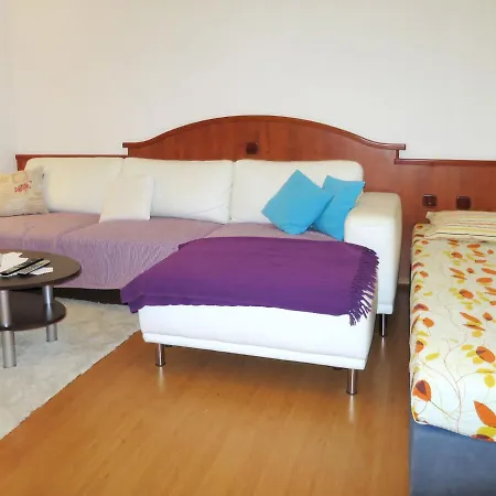 Siga By Interhome Ston